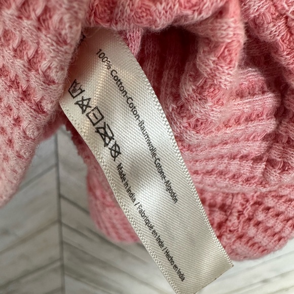 Free People One Hayden Thermal Short Sleeve Lace-up Top in Pink size large - Picture 6 of 7